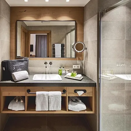 Auenhof Hotel 4*