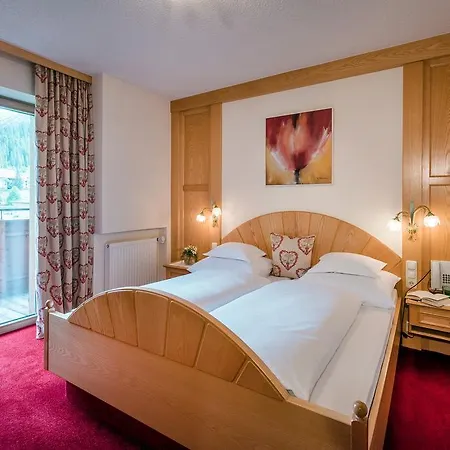 Auenhof Hotel 4*
