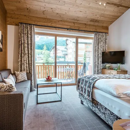 Hotel Auenhof 4*